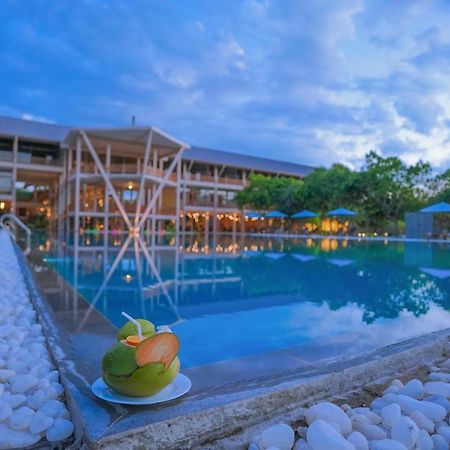 Breeze Pasikudah Hotel Passikudah Exterior foto
