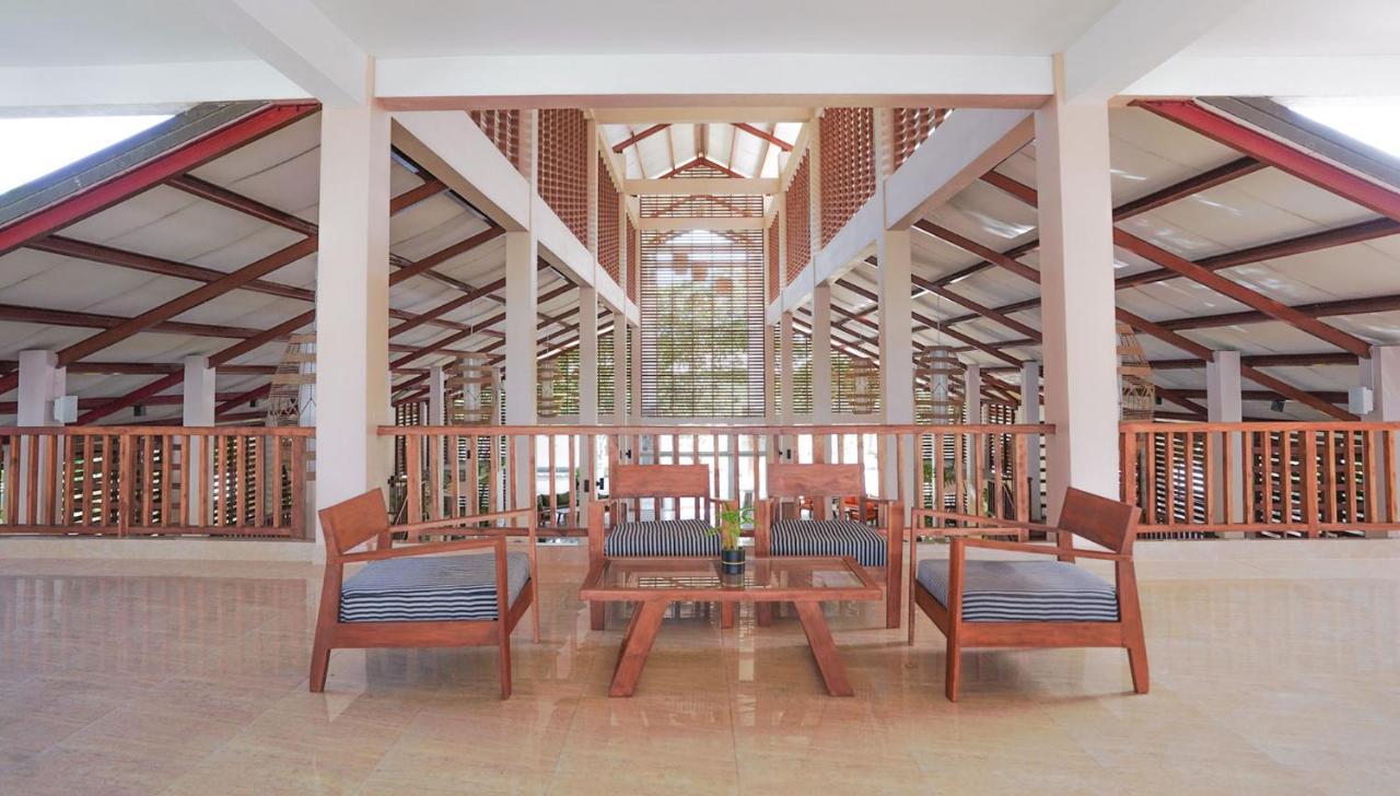 Breeze Pasikudah Hotel Passikudah Exterior foto