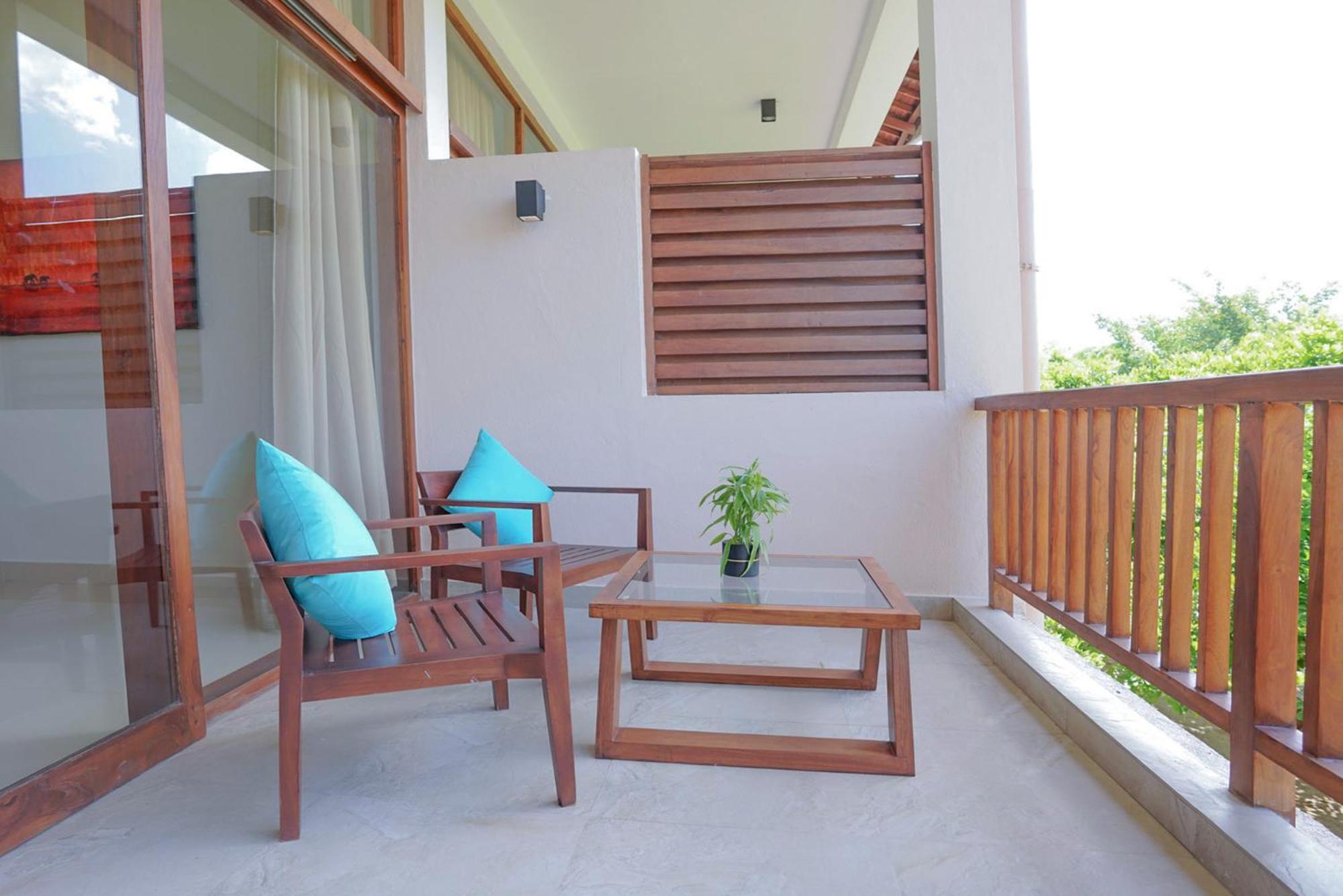 Breeze Pasikudah Hotel Passikudah Exterior foto