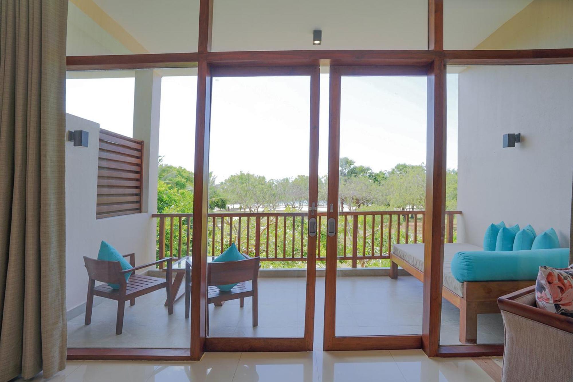 Breeze Pasikudah Hotel Passikudah Exterior foto